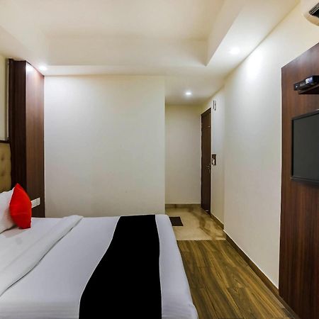 Collection O The Kailash Dev Hotel Nueva Delhi Exterior foto
