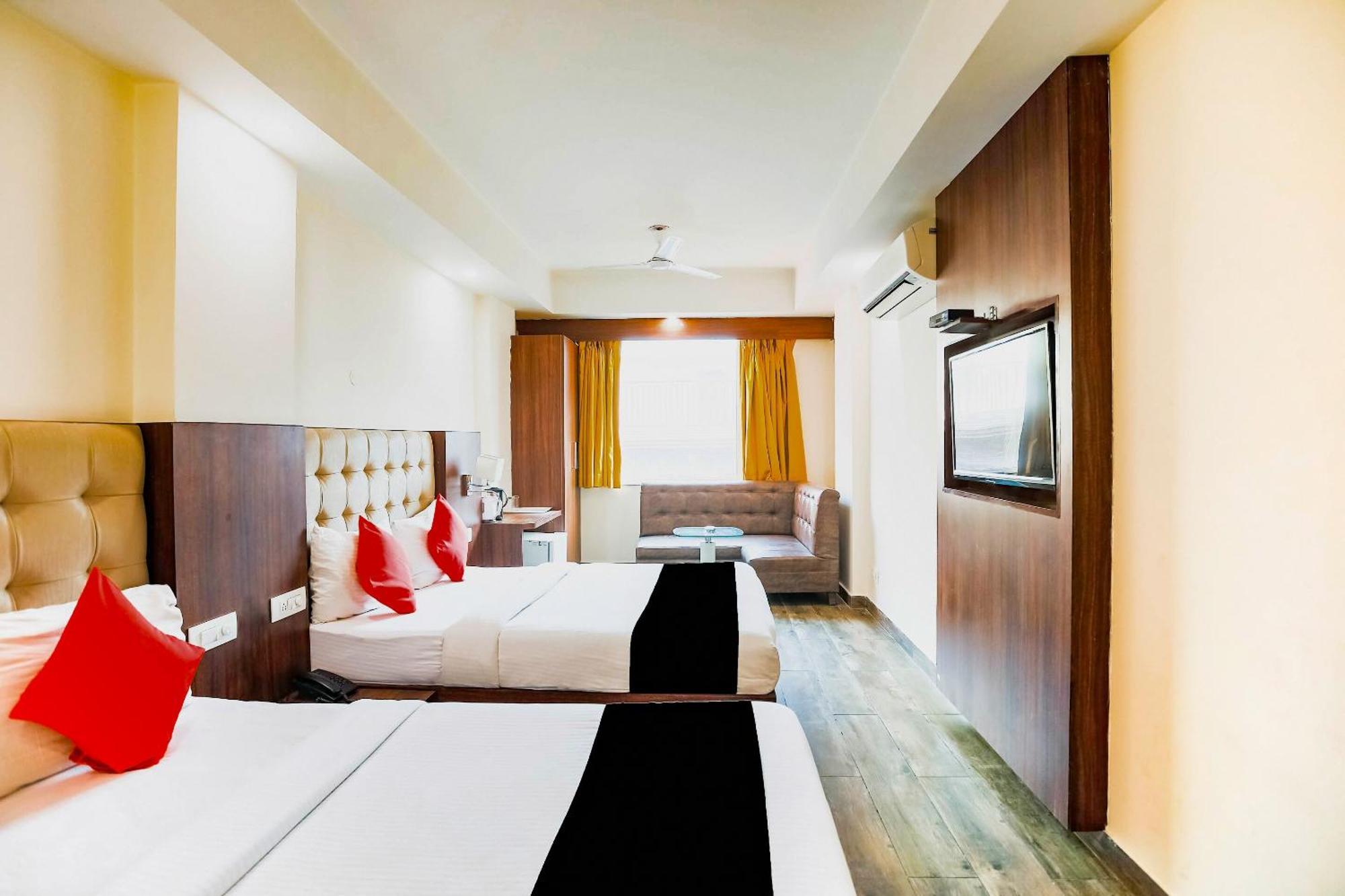 Collection O The Kailash Dev Hotel Nueva Delhi Exterior foto