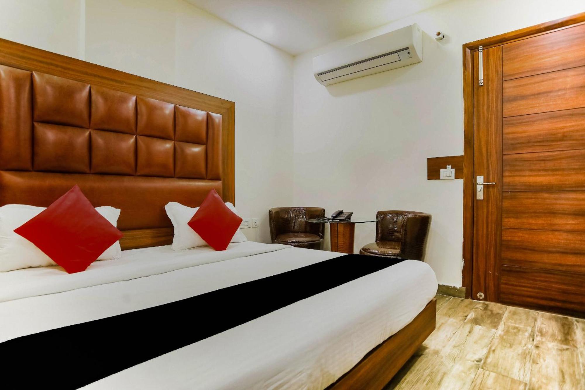 Collection O The Kailash Dev Hotel Nueva Delhi Exterior foto