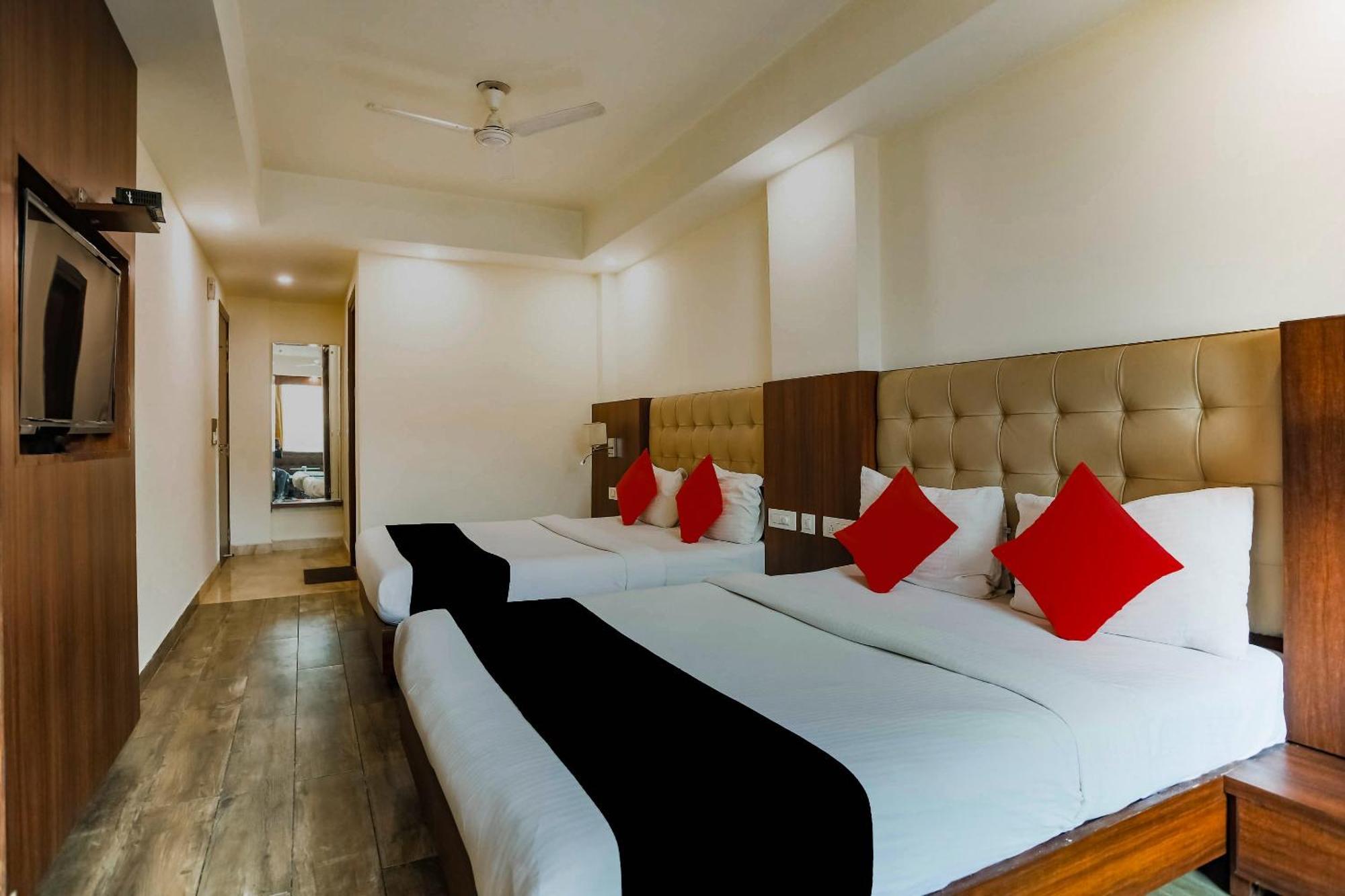 Collection O The Kailash Dev Hotel Nueva Delhi Exterior foto